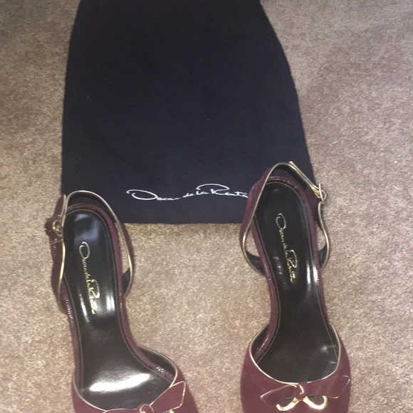 Oscar de la Renta wine colored shoes with dust bag worn once Host Pick!! - Picture 4 of 6